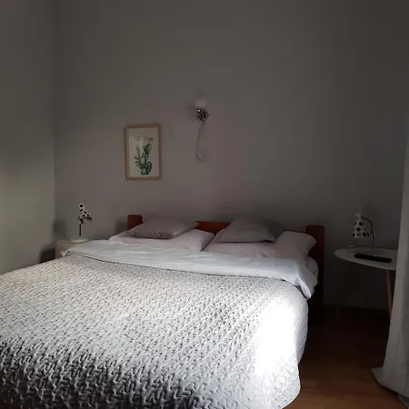 Zaułek 2*